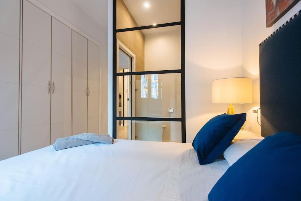 Selecta Patricio Saenz Appartement Sevilla Buitenkant foto