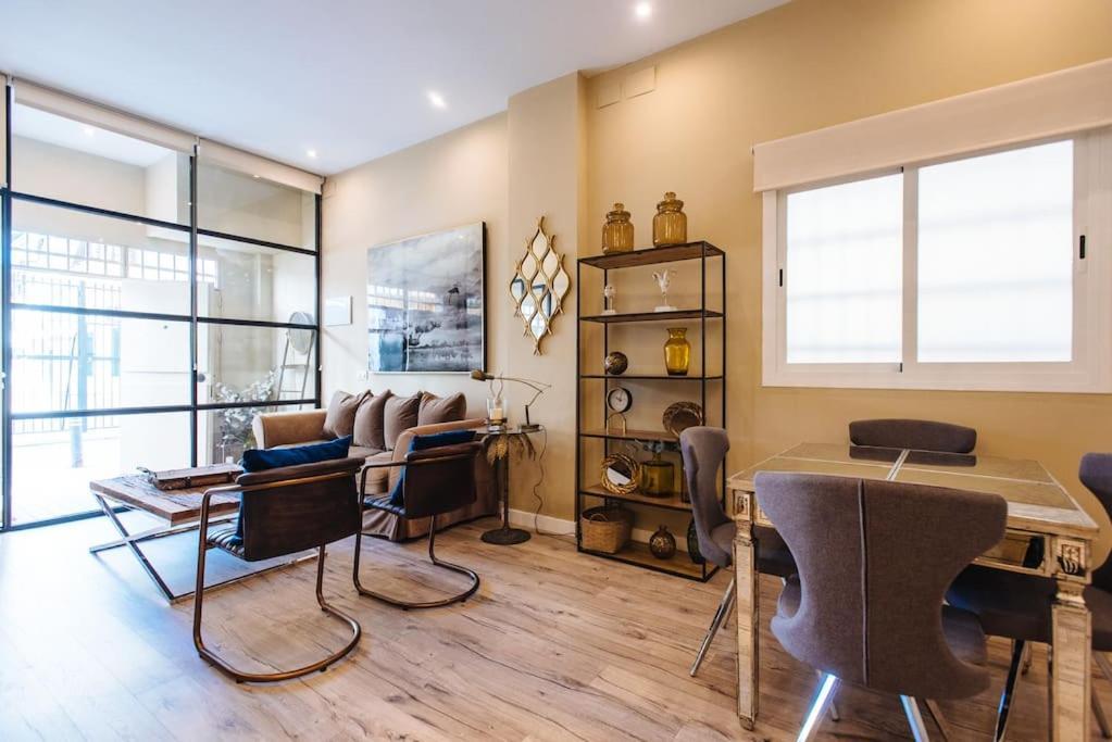 Selecta Patricio Saenz Appartement Sevilla Buitenkant foto