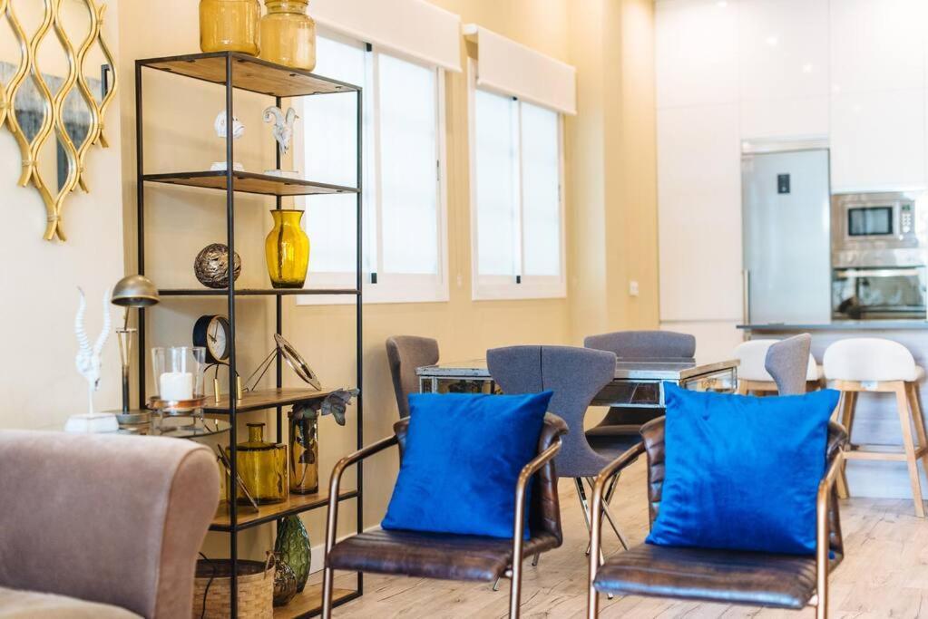 Selecta Patricio Saenz Appartement Sevilla Buitenkant foto