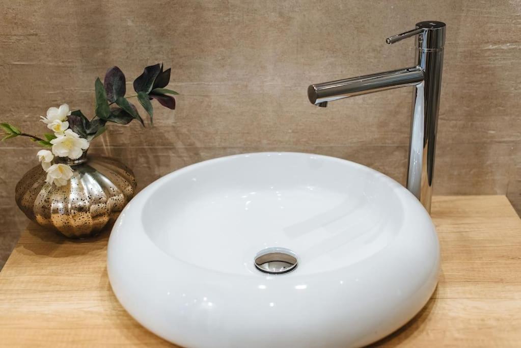 Selecta Patricio Saenz Appartement Sevilla Buitenkant foto